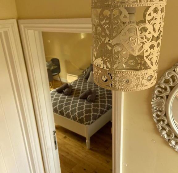 Quarto Triplo Estandar, Ashton Gate Mews