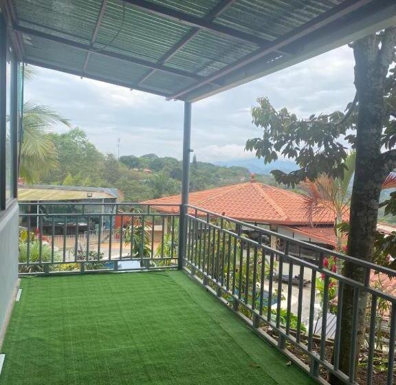 جناح ديلوكس, Villa Garita Inn