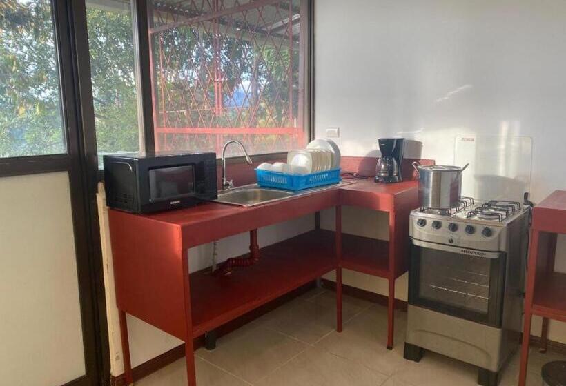 جناح ديلوكس, Villa Garita Inn