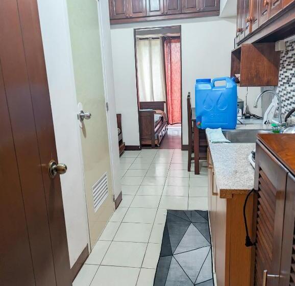 דירה בת חדר שינה 1 עם מרפסת, Skies Condo Unit In Moldex Residences Baguio