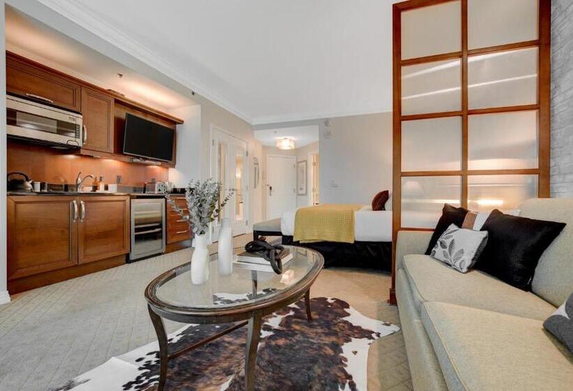 バルコニー付きスタンダードステューディオ, Studio Suite 25th Flr Mgm Signature Balcony Strip View