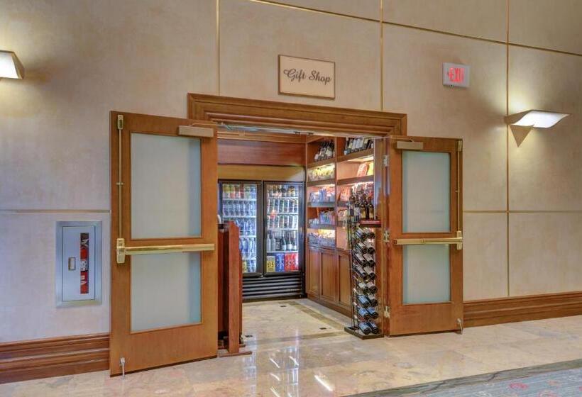 バルコニー付きスタンダードステューディオ, Studio Suite 25th Flr Mgm Signature Balcony Strip View