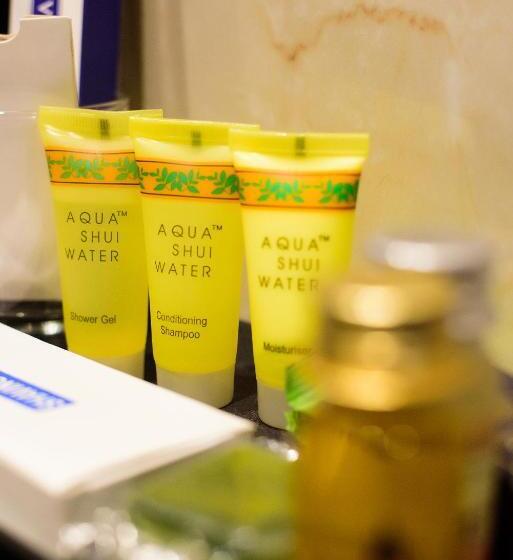 חדר דלוקס עם מרפסת, Naturevilas Sarovar Portico Centrally Heated