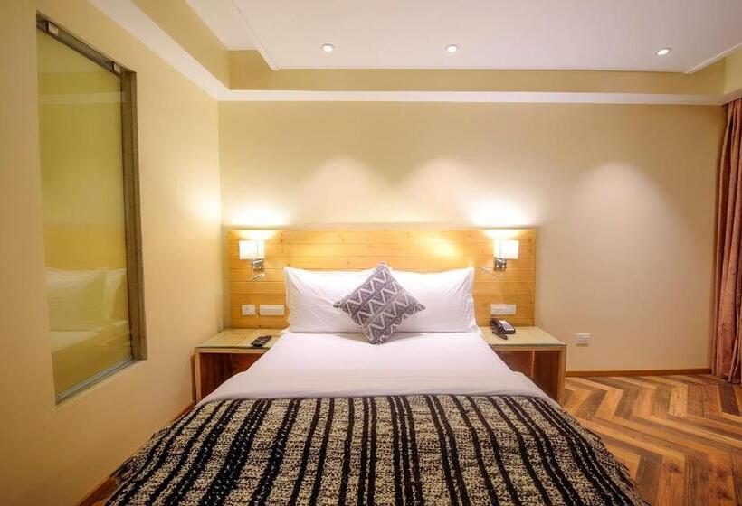 חדר סטנדרט עם נוף, Naturevilas Sarovar Portico Centrally Heated