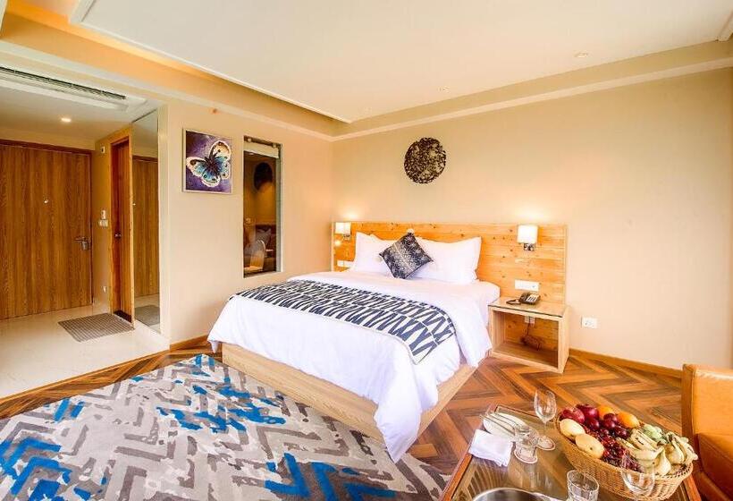 חדר סטנדרט עם נוף, Naturevilas Sarovar Portico Centrally Heated