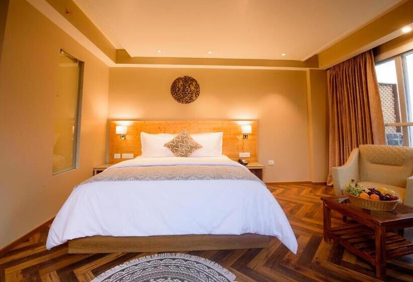 חדר סטנדרט עם נוף, Naturevilas Sarovar Portico Centrally Heated