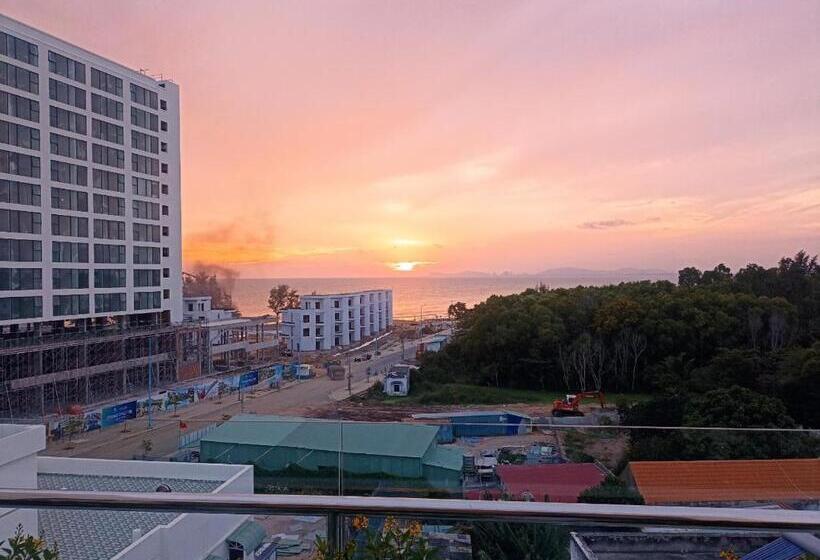 اتاق استاندارد با چشم‌انداز دریا, Light House Motel 978