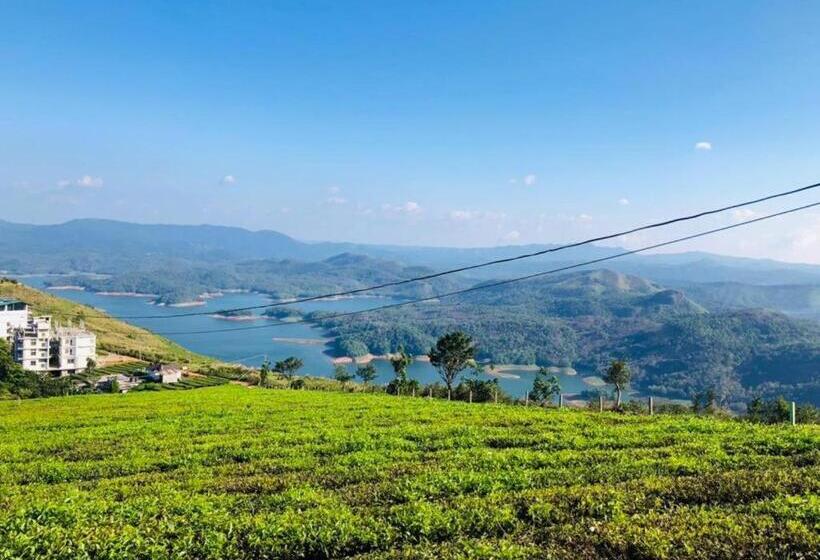 침실 2개 주택, Meghamala Resorts