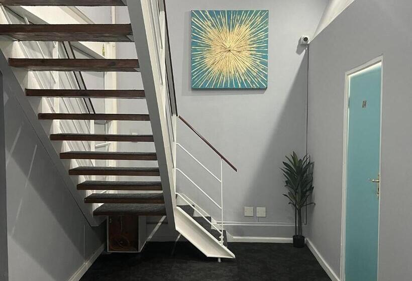 סוויטה נוף להרים, M & B Backpackers