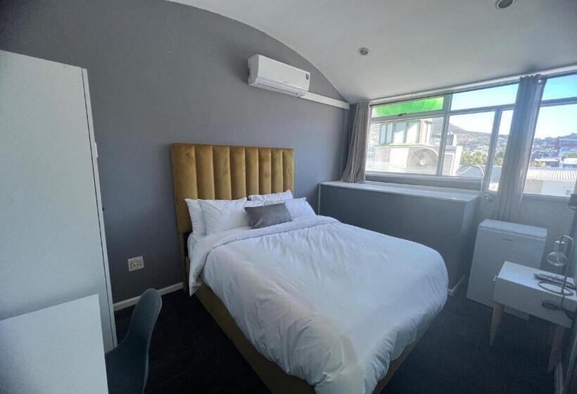 סוויטה נוף להרים, M & B Backpackers