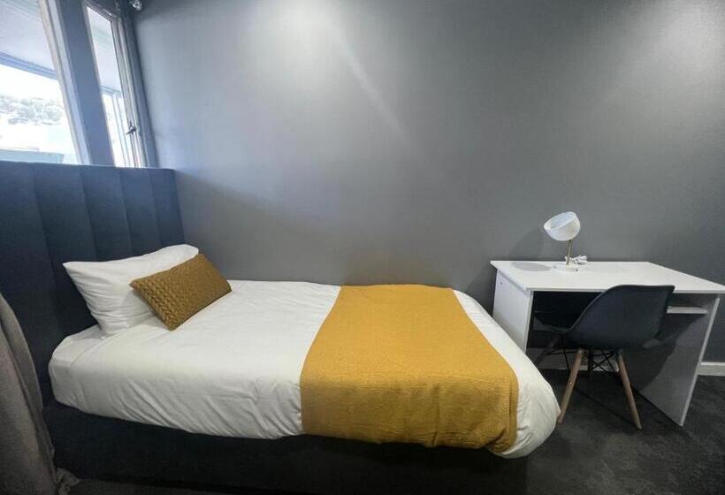 חדר סטנדרט, M & B Backpackers