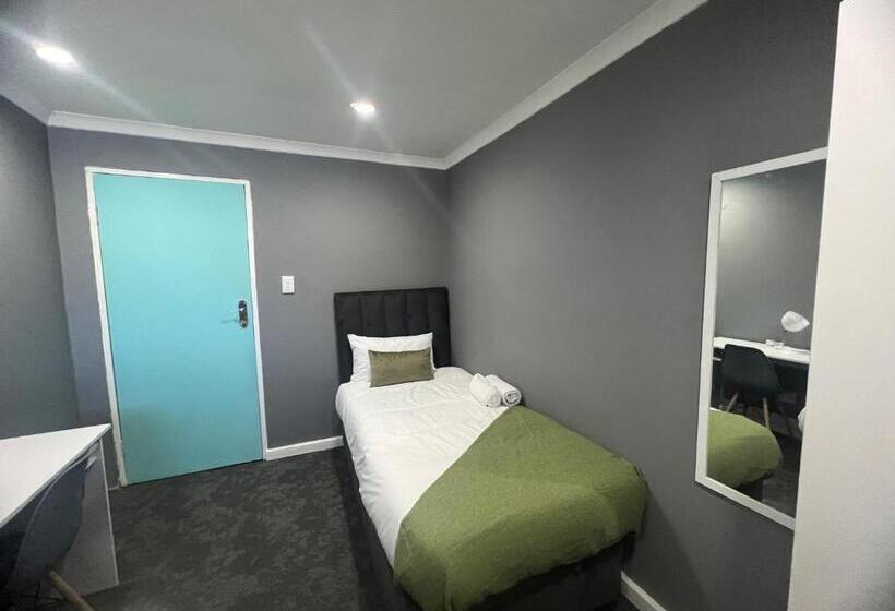 חדר סטנדרט, M & B Backpackers