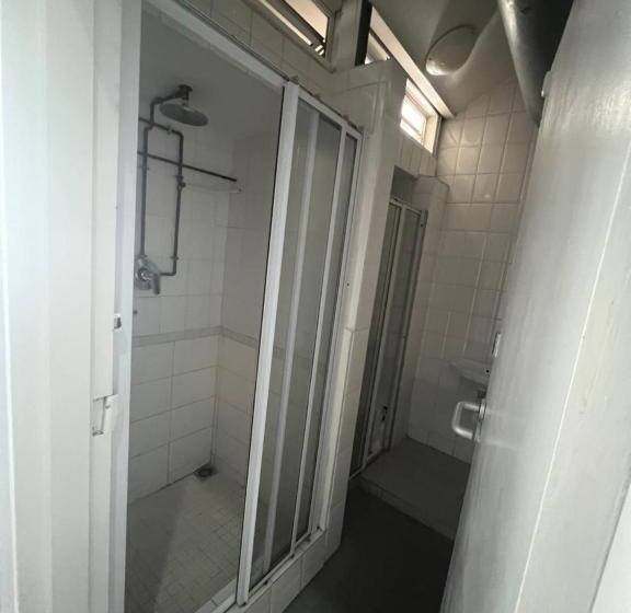 חדר סטנדרט, M & B Backpackers