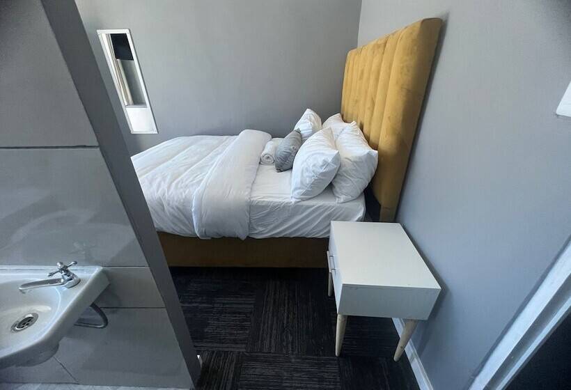 חדר סטנדרט, M & B Backpackers