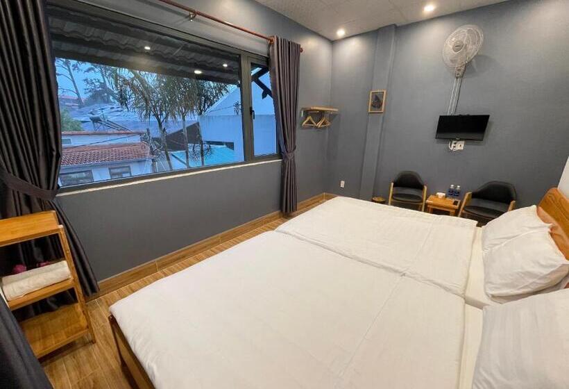 اتاق استاندارد چهار تخته, Kiến S House