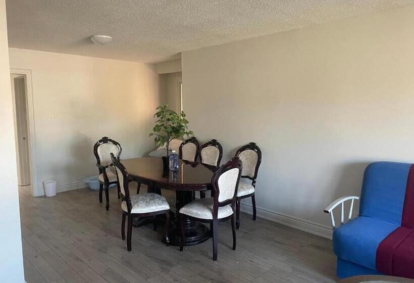 家庭间, Private House