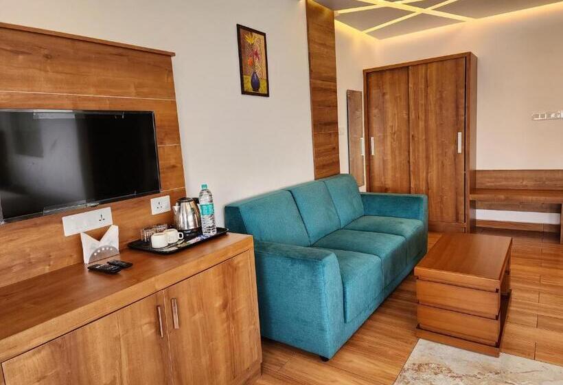 バルコニー付きデラックスルーム, Gee Resort & Heights