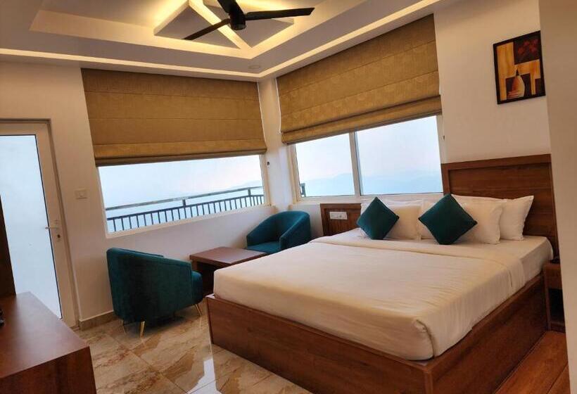 バルコニー付きスタンダードルーム, Gee Resort & Heights