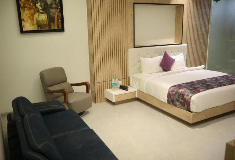 Люкс Повышенной Комфортности, Mayuri Inn