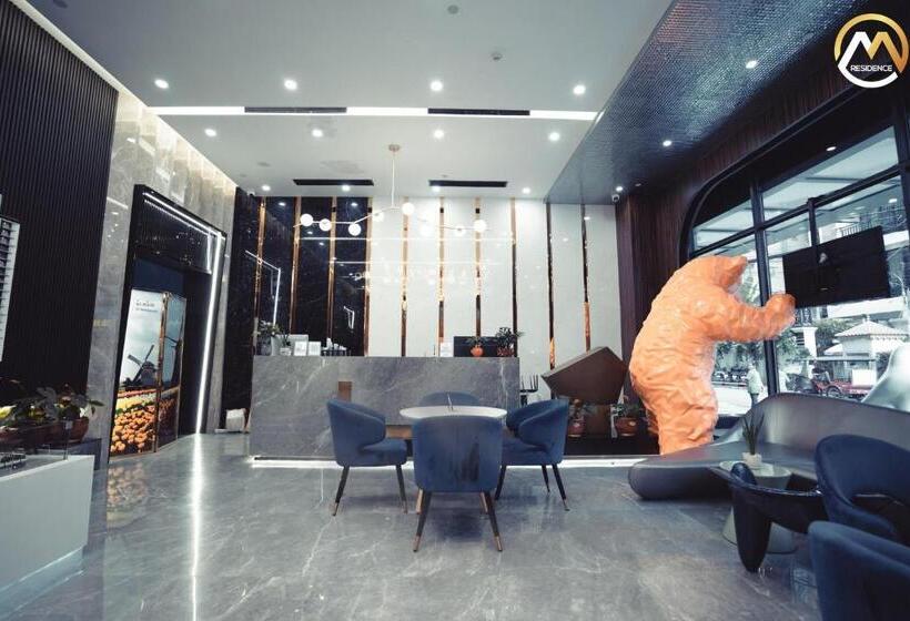 חדר דלוקס עם מרפסת, M Residence Hotel And Serviced Apartment