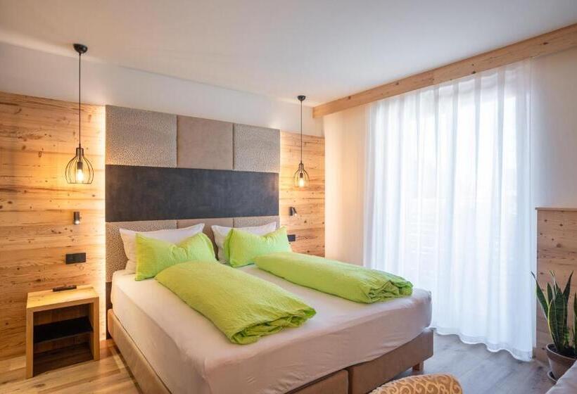 غرفة قياسية مزوَّدة بشُرفة, B&b Al Borgo