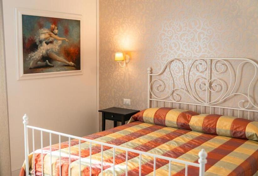 Номер Стандарт Вид на Сад, A Casa Di Rut