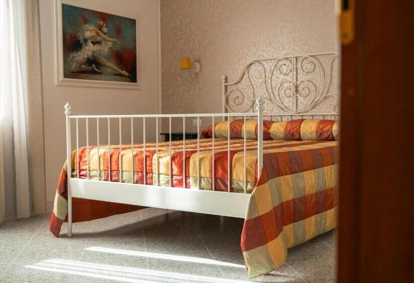 Номер Стандарт Вид на Сад, A Casa Di Rut