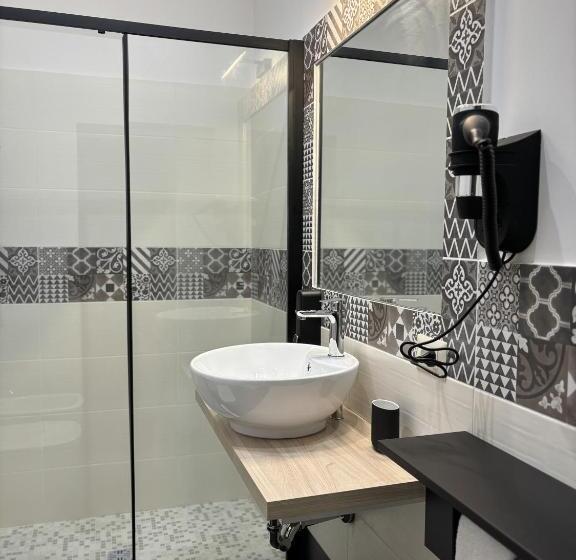 اتاق استاندارد چهار تخته, Celeste Rooms Bed And Breakfast