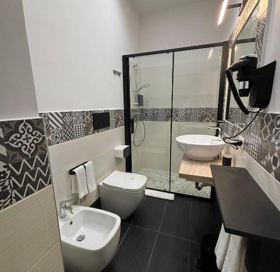 غرفة قياسية رباعية, Celeste Rooms Bed And Breakfast