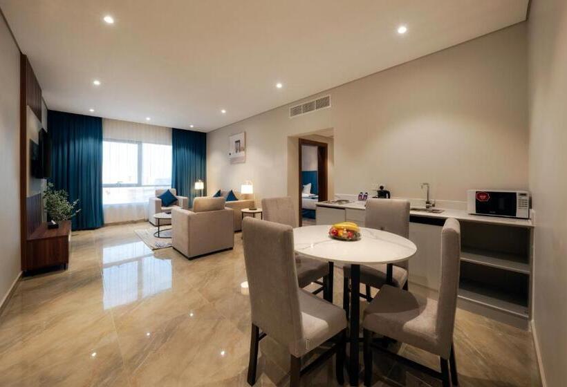 استودیو خانوادگی, القصر الكورنيش