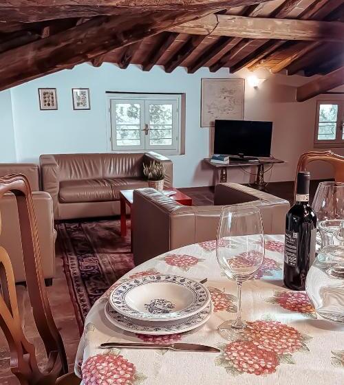 סוויטה משפחתית, Agriturismo Villa Cenami   Big Pool With View