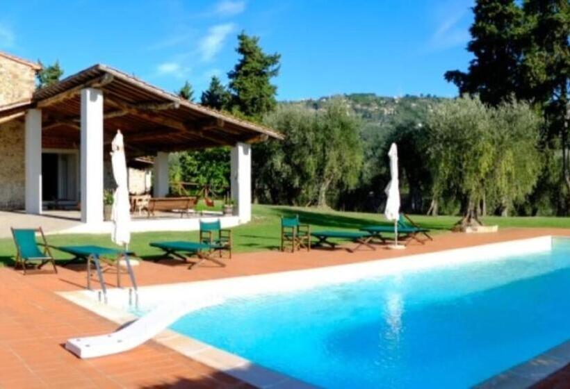 סוויטה משפחתית, Agriturismo Villa Cenami   Big Pool With View