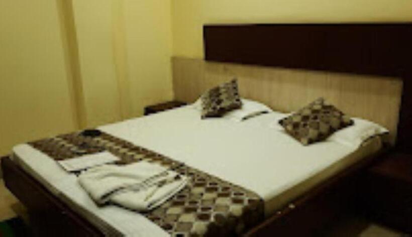 Номер Deluxe, Bishram Bhawan,bhubaneswar