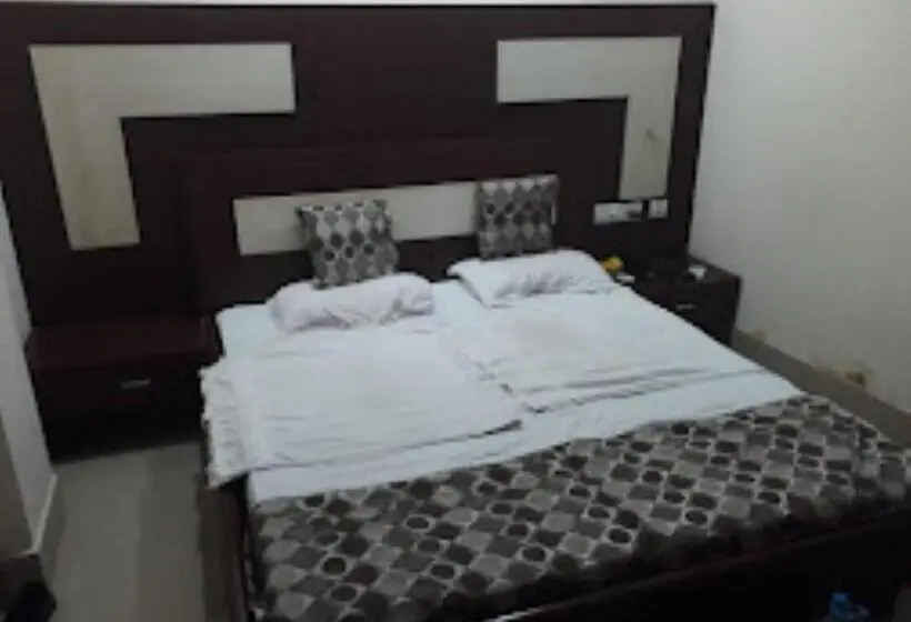 デラックスルーム, Bishram Bhawan,bhubaneswar