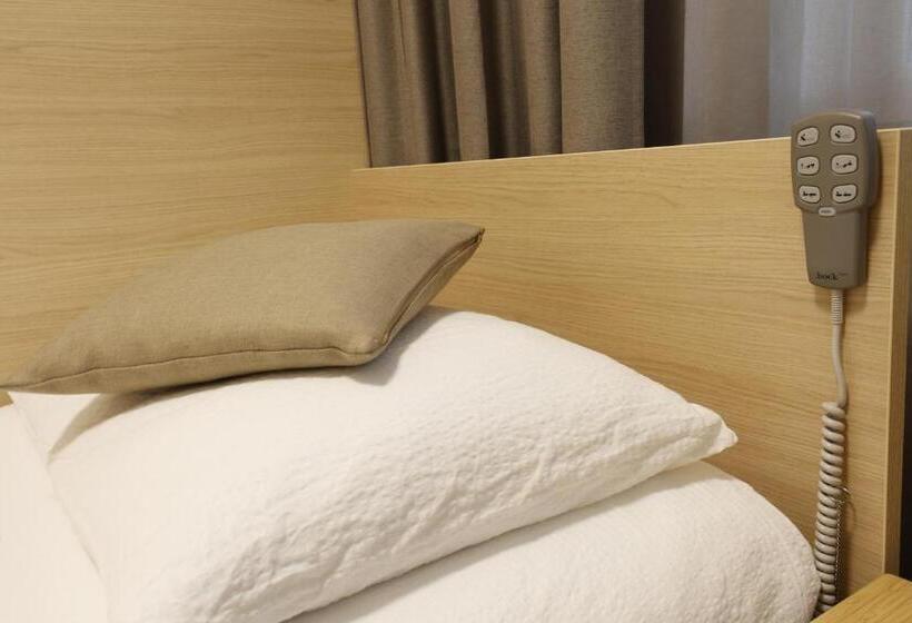 اتاق استاندارد یک نفره, Floramare Health Resort