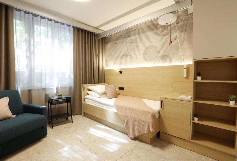 اتاق استاندارد یک نفره, Floramare Health Resort