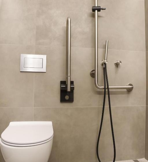 اتاق استاندارد برای معلولان, Floramare Health Resort