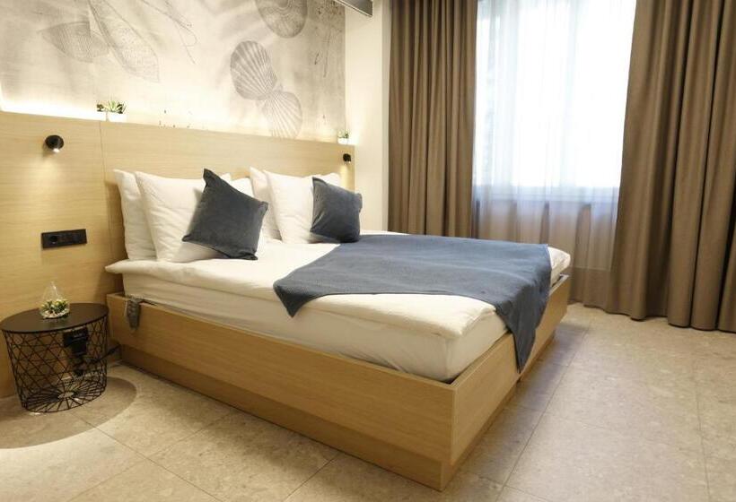 اتاق استاندارد برای معلولان, Floramare Health Resort