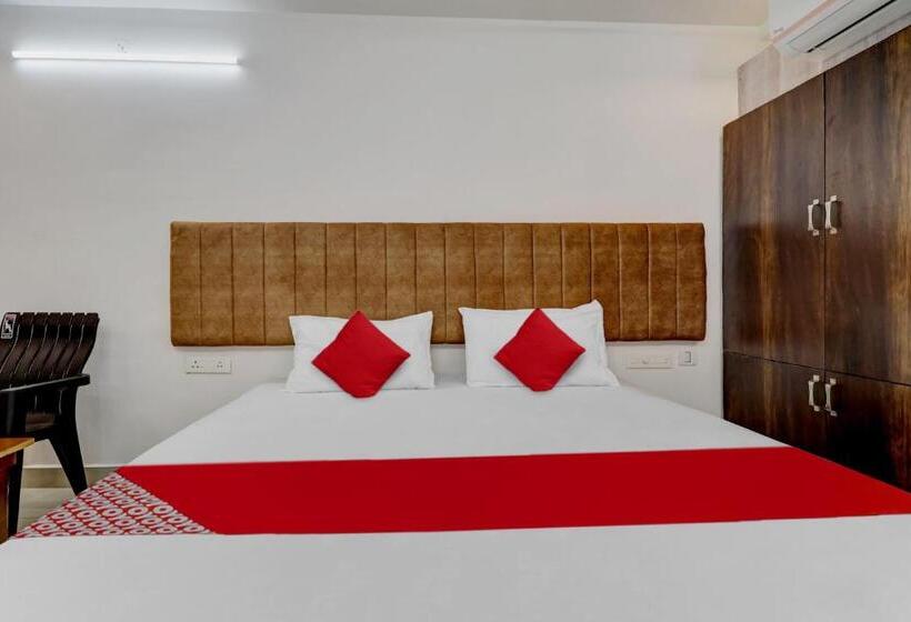 스탠다드 룸, Oyo Sr Grand Lodge