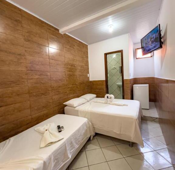 스탠다드 트리플 룸, Pousada Vitoria