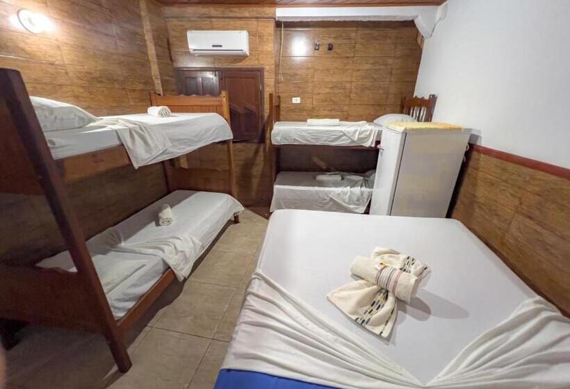 패밀리 룸, Pousada Vitoria