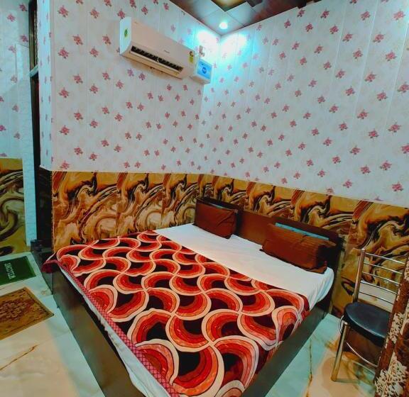 חדר דלוקס, Raghunandan Near Shree Ram Janambhumi