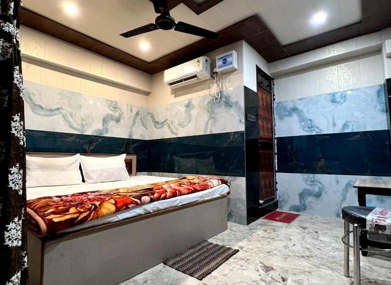 חדר דלוקס, Raghunandan Near Shree Ram Janambhumi