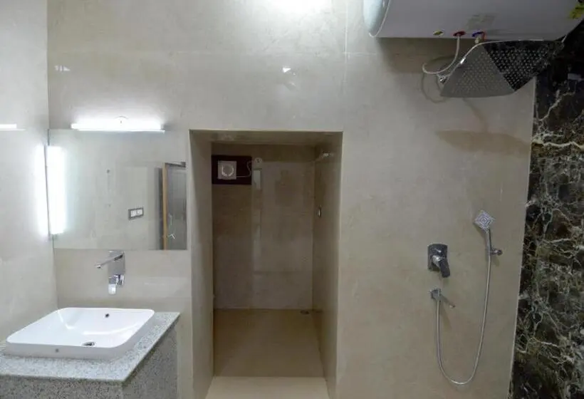 Perhesviitti, Rawat Resort