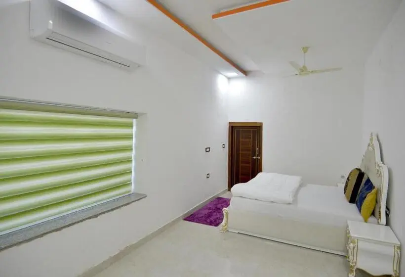 Perhesviitti, Rawat Resort
