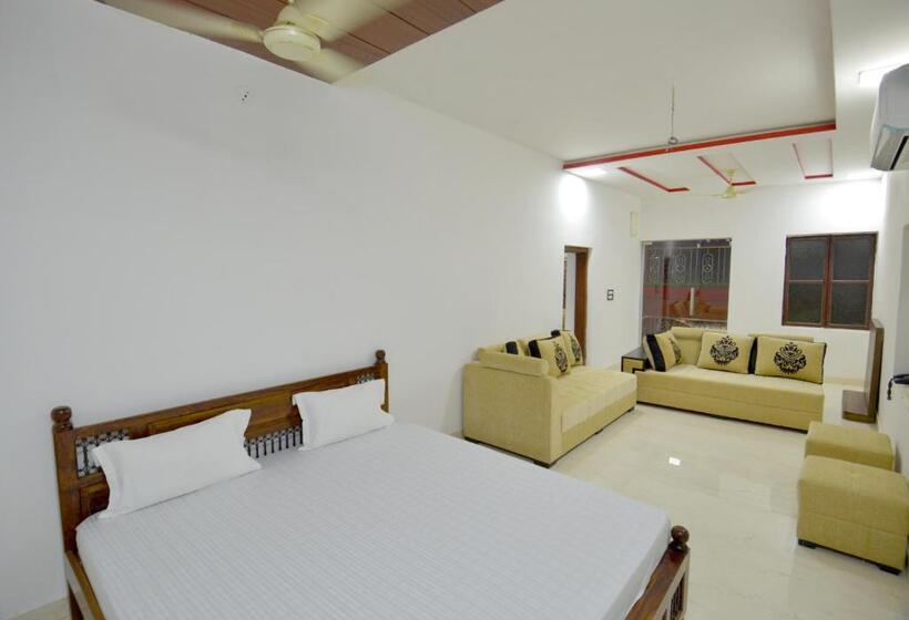 Suite Familiar, Rawat Resort