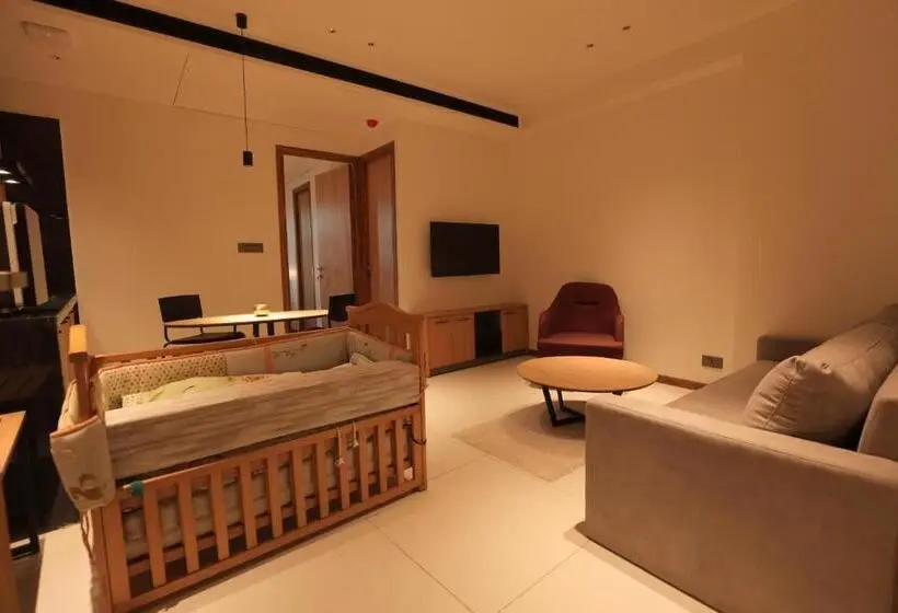 Deluxe Suite King Bed, The World Surat