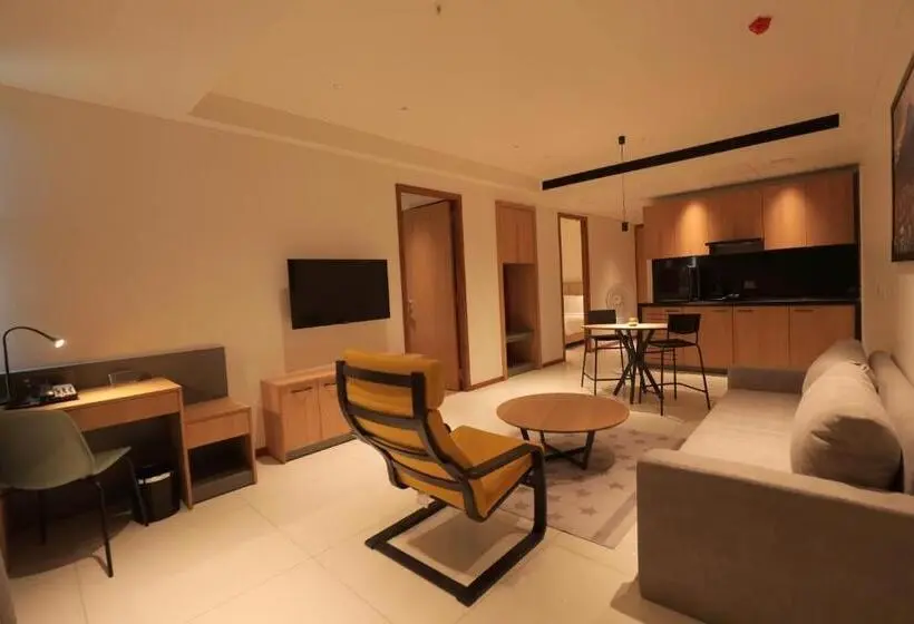 Executive-sviitti, The World Surat