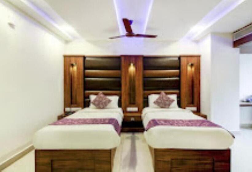 Quarto Triplo Estandar, Treeinn Jubilee , Hyderabad