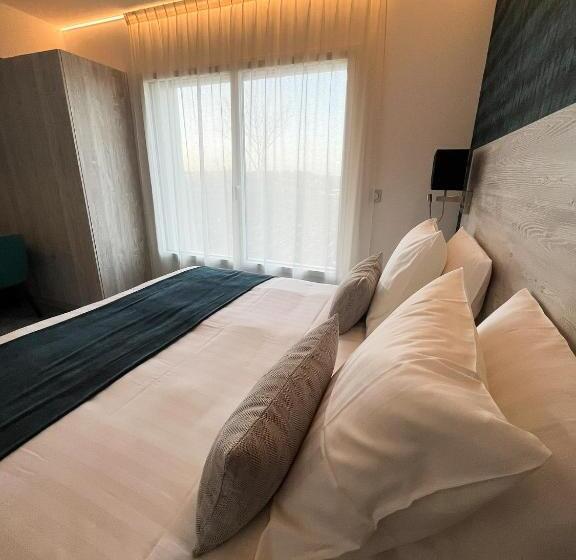 带海景的标准房, Le Manoir Du Roselier